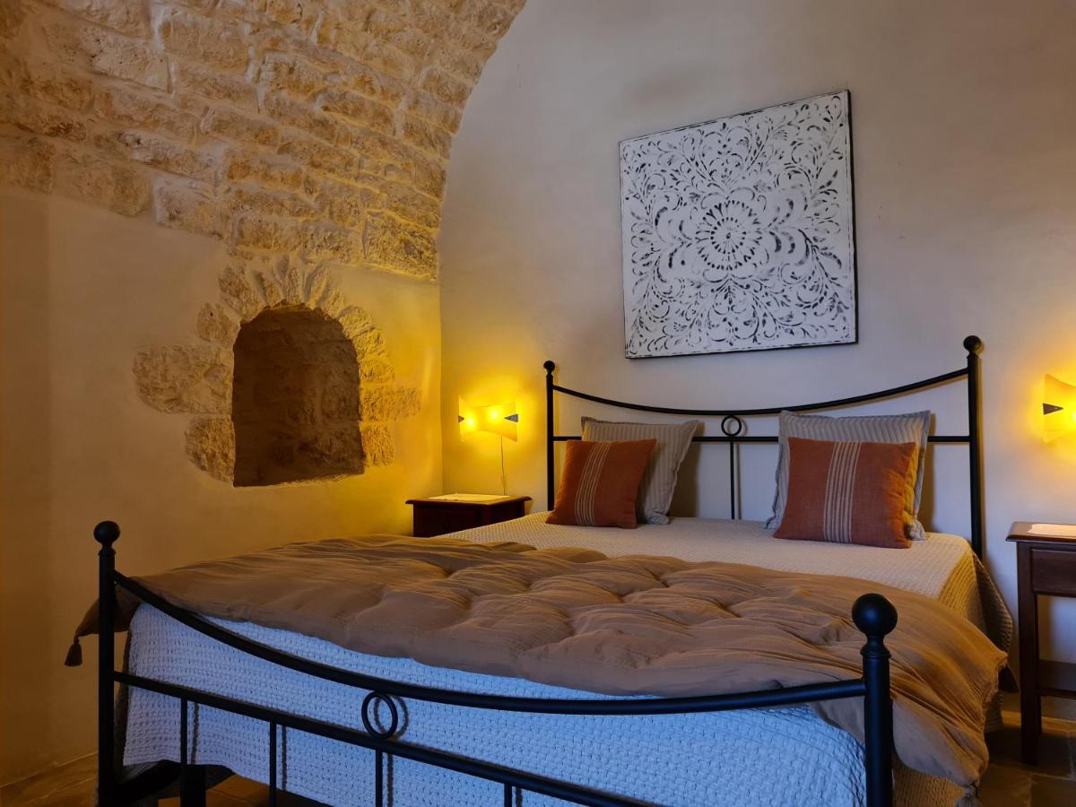 Masseria Montecchie Ceglie Messapica Bagian luar foto