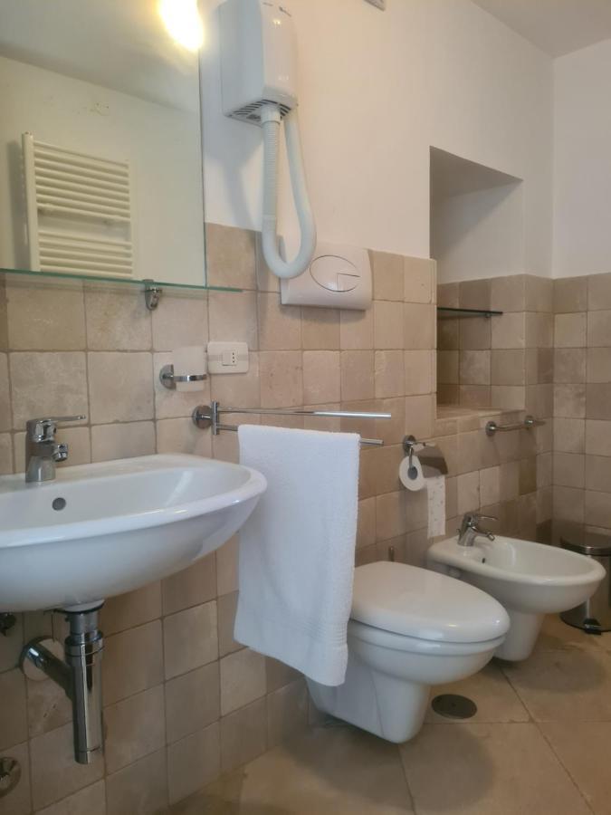 Masseria Montecchie Ceglie Messapica Bagian luar foto