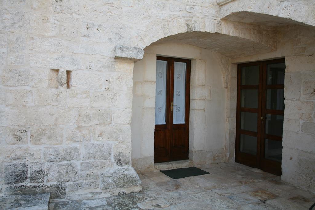 Masseria Montecchie Ceglie Messapica Bagian luar foto