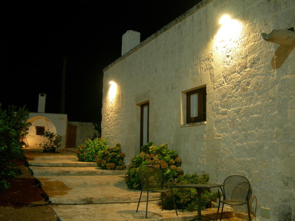 Masseria Montecchie Ceglie Messapica Bagian luar foto