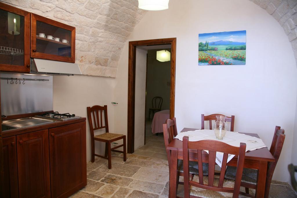 Masseria Montecchie Ceglie Messapica Bagian luar foto