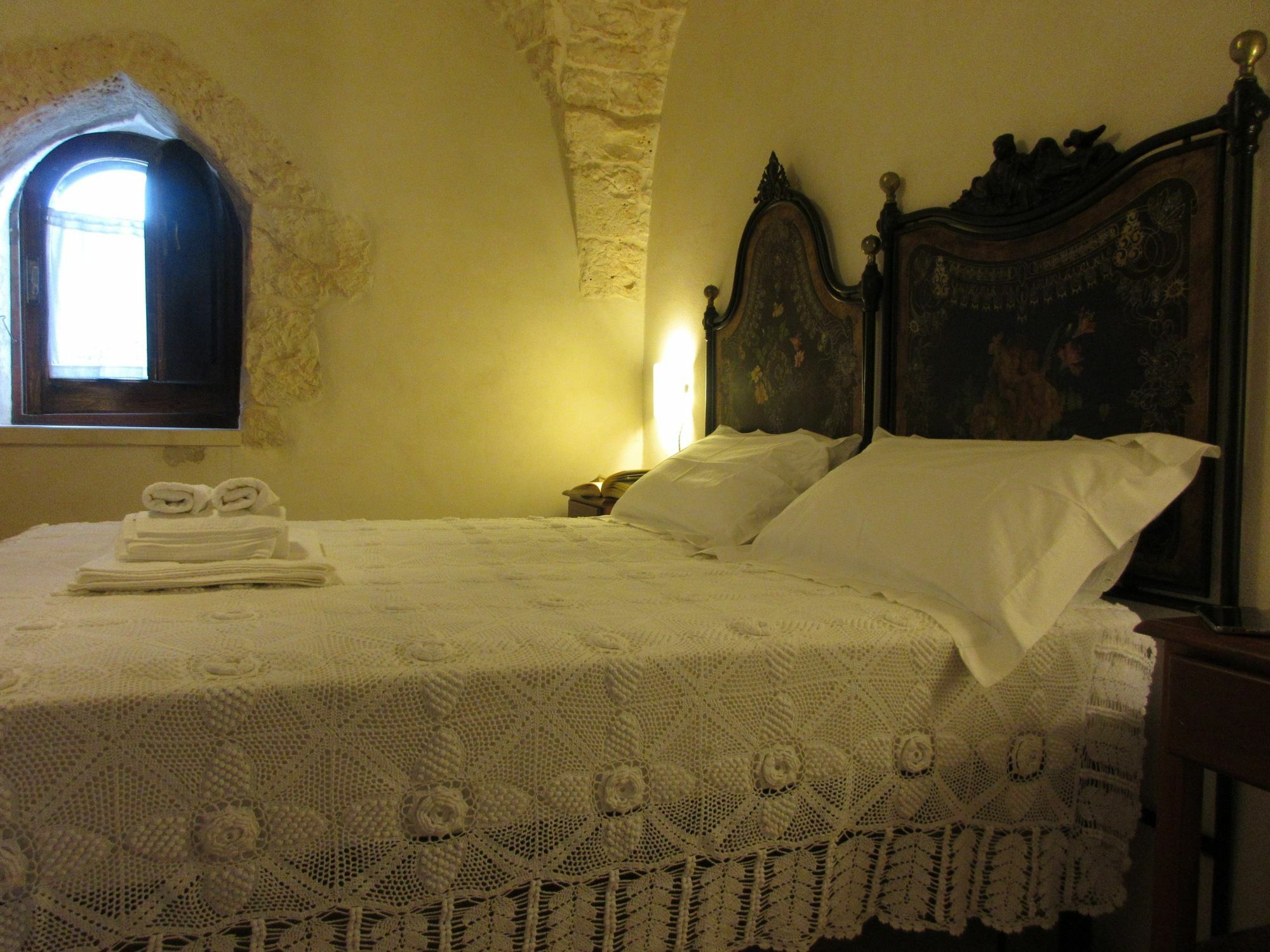 Masseria Montecchie Ceglie Messapica Bagian luar foto